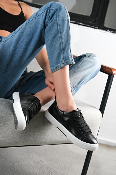 DİVOLYA Runstan Black Wrinkled Patent Leather Daily Use Sports Shoes