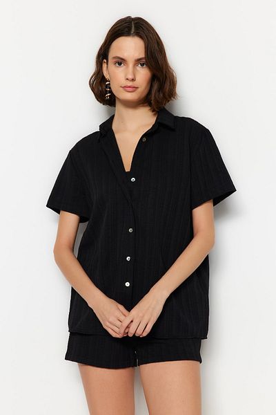 Trendyol Collection Schwarzes Hemd-Shorts-Set aus gewebtem Leinengemisch TBESS23AU00054
