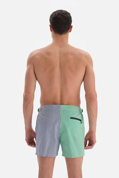 Dagi Grün-blau gestreifte Herrenshorts mit Gürtel