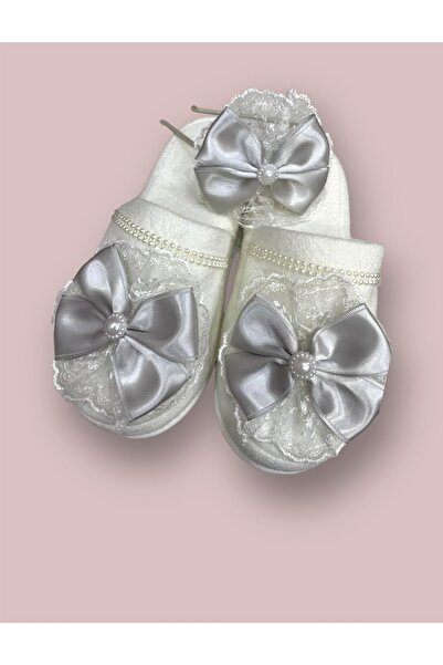 Azebu طقم حمل رمادي مع فيونكة من التول وشباشب للحمل ومجموعة تاج للحمل باللون الرمادي