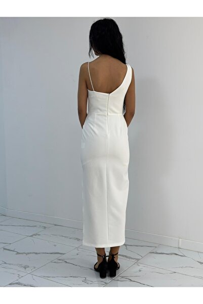 Dans Taş Işlemeli Derin Yırtmaç Ve Omuz Detaylı Abiye Mezuniyet Nikah Elbisesi