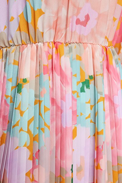 Trendyol Modest Ροζ πολύχρωμη φούστα Πλισέ υφαντό Floral Φόρεμα TCTAW23EB00260