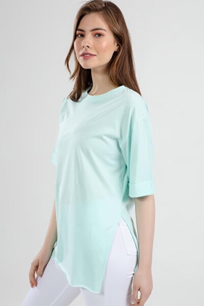 Pattaya Dámské tričko s rozparkem a výstřihem s krátkým rukávem Ptty20s-4123