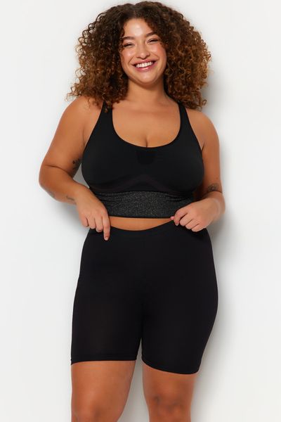 Trendyol Curve Große Größen in Leggings - Schwarz - Hoher Bund