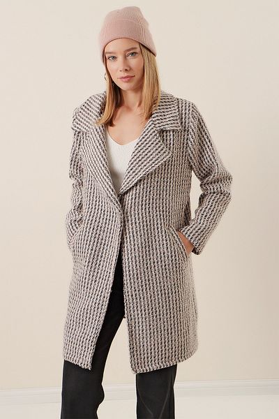 Pattaya Patterned Women's Coat - Button Closure, P22w191-5366