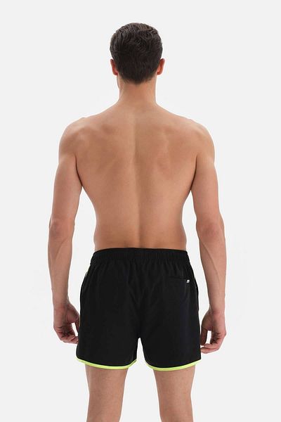 Dagi Schwarze Mini-Shorts mit Paspelierung