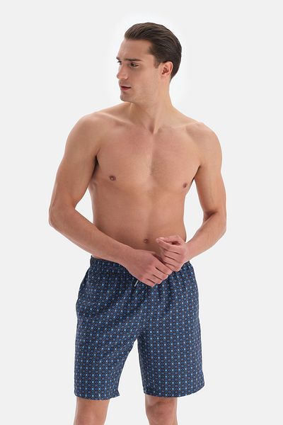 Dagi Marineblaue Shorts mit Krawatte