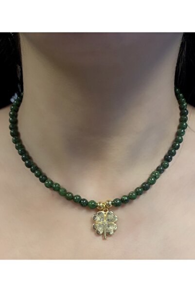 Takkı by Handan Yeşil Akik Taşı Ve Yonca Detaylı Kolye.