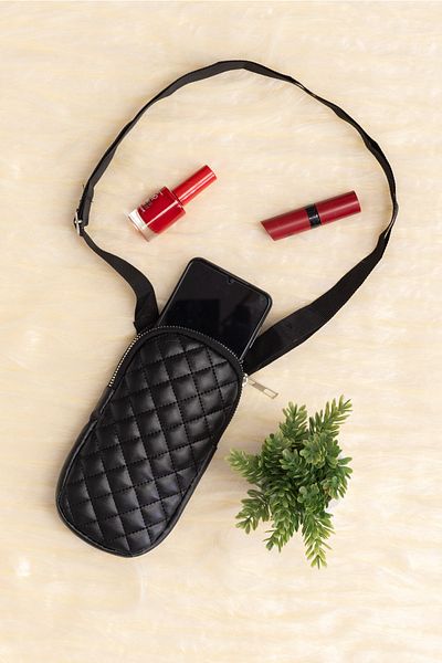 macharelbasic Quilted Stitched Leather Phone Bag Black