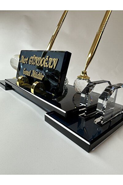 Gündoğan Kristal Kristal Füme Cam Isimlik Çift Ayak Gold Renk Kalem Saat Dünya Ve Kartvizit Figürlü Özel Hediyelik