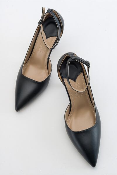 LuviShoes Biala Black Skin női sarkú cipő