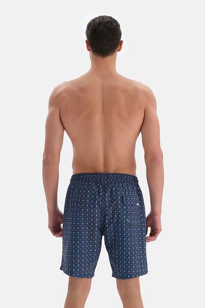 Dagi Marineblaue Shorts mit Krawatte
