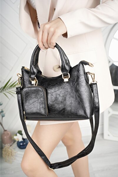 Mera Siyah Suni Deri Cep Detaylı Kırışık Desenli El Ve Omuz Çantası