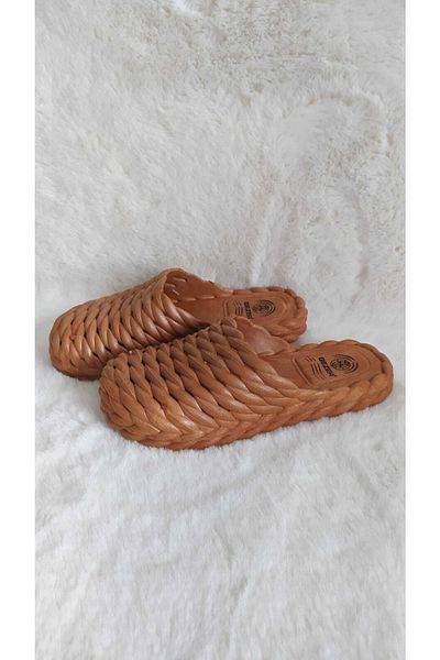 GEZER Non-Slip Plastic Comfortable and Lightweight Closed Wet Floor Slippers