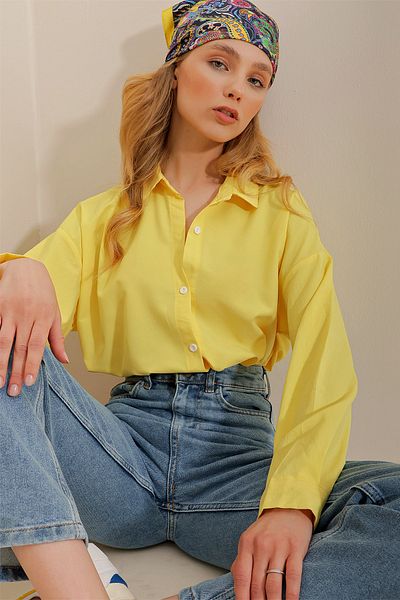Trend Alaçatı Stili Gelbes Basic-Viskosehemd für Damen ALC-X5442