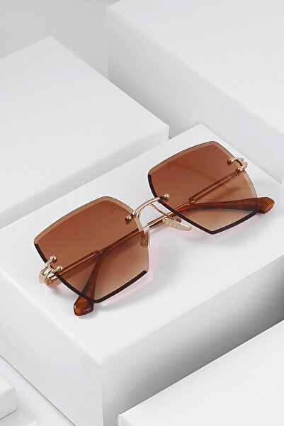 Polo Air نظارة شمسية نسائية من الزجاج الكريستالي البني Plg-2043c