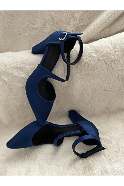 LADİESHOE أحذية نسائية مطلية بكعب سميك