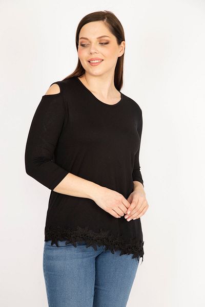 Şans Women's Black Plus Size One-Shoulder Low-Cut Hem Lace Blouse 65n36150