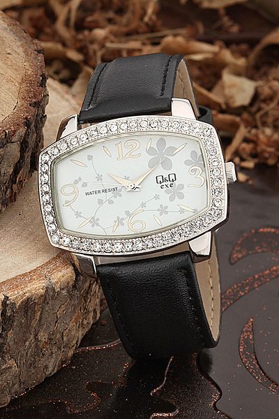 Q&Q Women's Wristwatch 3A1910