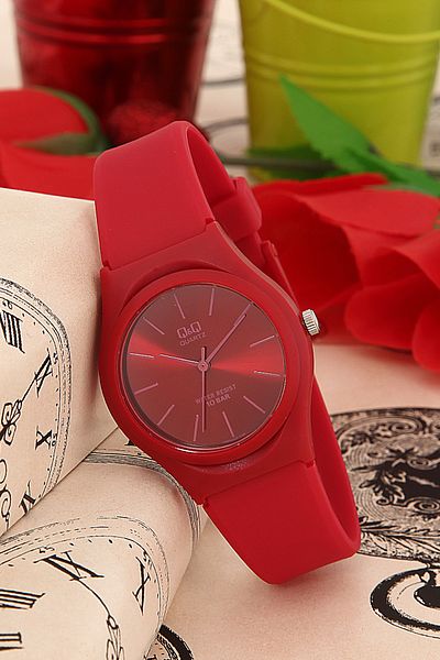 Q&Q Women's Wristwatch 3P399
