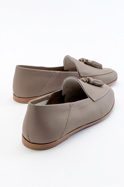 LuviShoes F04 Stone Skin Genuine Leather Tasseled Women's Loafer Shoes