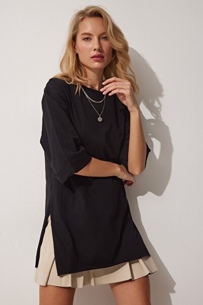 Happiness İstanbul Γυναικείο μπλουζάκι με μαύρη πλαϊνή κοτσίδα Oversize χτενισμένο βαμβακερό μπλουζάκι NJ00121