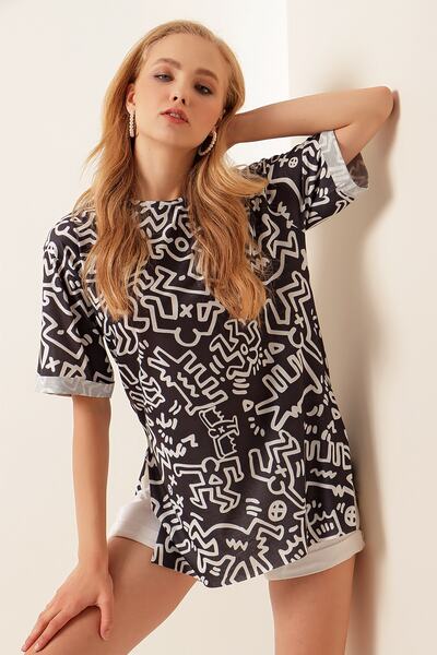 Pattaya Γυναικείο κοντομάνικο μπλουζάκι με σκίσιμο μεγάλο μέγεθος P21s201-2121-3