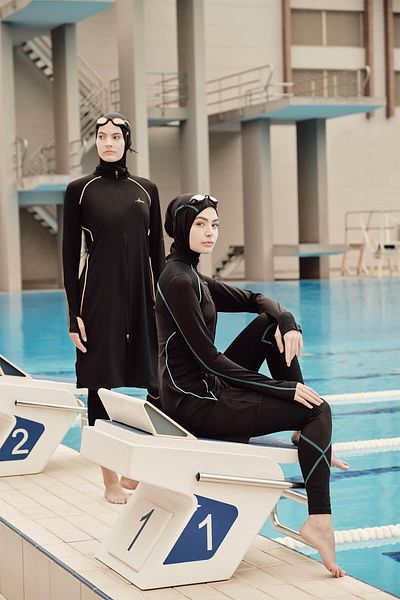 Haşema Performance Series Honeycomb Texture Λεπτομερές μαύρο σετ μαγιό Hijab 4 τεμαχίων H-per 50