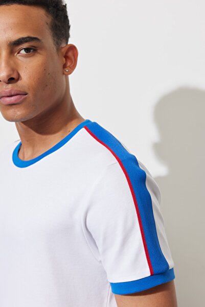 AC&Co / Altınyıldız Classics Ανδρικό μπλουζάκι με στενή κοπή με λαιμόκοψη 100% βαμβάκι