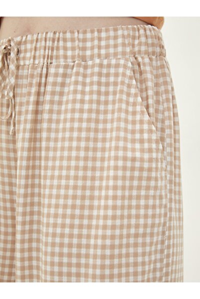 LC Waikiki Kockás Gabardine Fabric női pizsama alsó, elasztikus derékkal