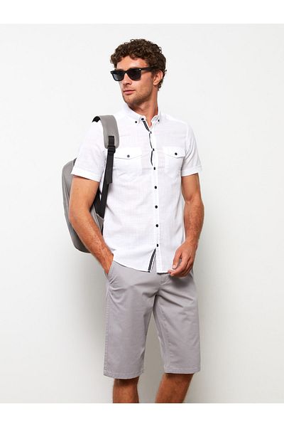 LC Waikiki Bequeme Gabardine-Bermudashorts für Herren