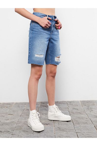 LC Waikiki High Waist Standard Fit Gerade Detaillierte Damen Jeans Shorts Blau