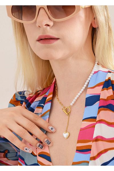 Duke Nickle Pearl Heart Detailed Interlocking Steel Necklace