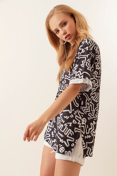 Pattaya Γυναικείο κοντομάνικο μπλουζάκι με σκίσιμο μεγάλο μέγεθος P21s201-2121-3