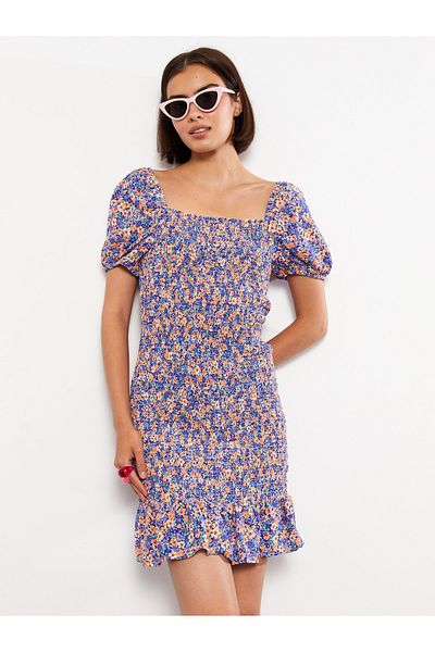 LC Waikiki Damenkleid aus Viskose mit quadratischem Ausschnitt und Blumenmuster und kurzen Ärmeln