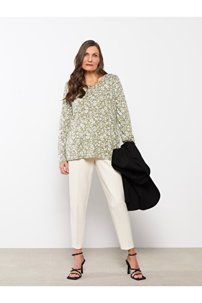 LC Waikiki V Yaka Çiçekli Uzun Kollu Kadın Tişört