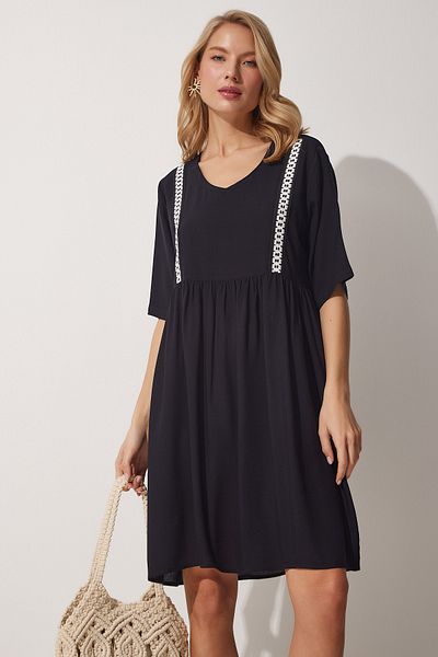 Happiness İstanbul Women's Black V-neck Embroidered Flared Viscose Summer Dress DD01207