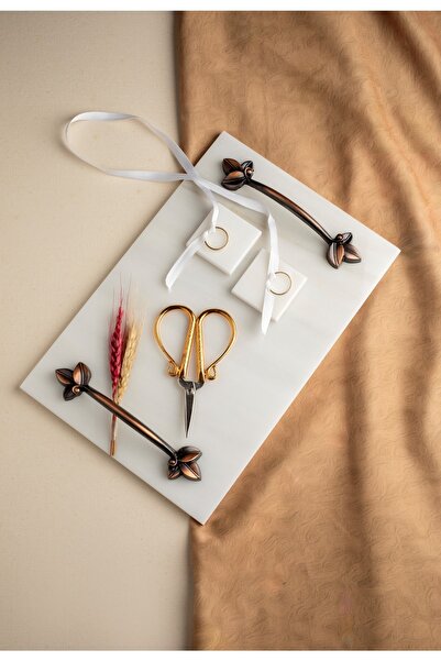 MERALP Tavă subțire din cupru marmură pentru promisiune/engajament, foarfece aurii, 2 suporturi detașabile pentru inele, mâner din profil metalic