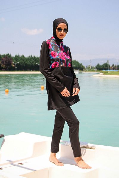 Marina Parachute 3-Piece Black Floral Patterned Fully Covered Hijab Swimsuit M2268