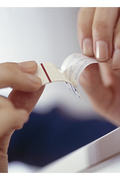 Tesa Yapışkan Şerit Yedek Bantlar, Büyük, Iz Bırakmadan Sökülebilir, Fayans Ve Metal Yüzeyler Için