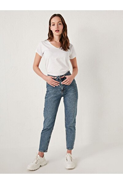 LC Waikiki Women's White T-Shirt V-Neck Solid Short Sleeve Basic from Your Fashion Style