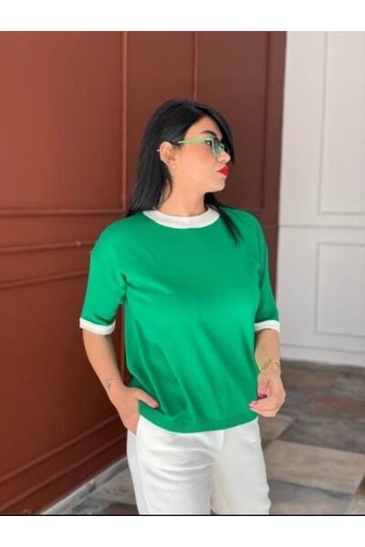Kısa Kol Triko Bluz Yaka Ve Kolu Beyaz Şeritli