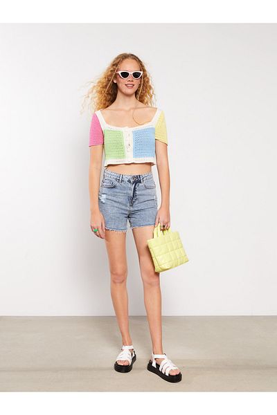 LC Waikiki Standard Fit Straight Ripped Detailed Women's Jean Shorts