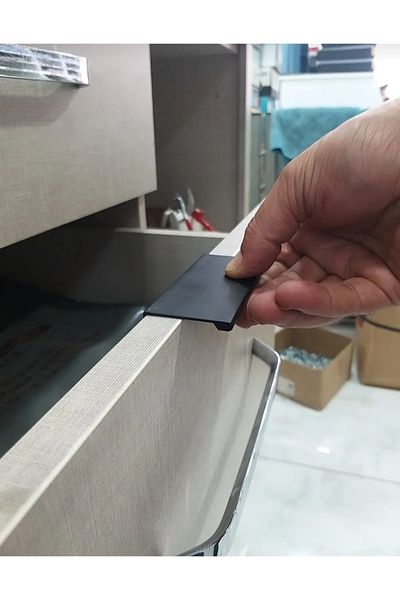 ARON 20cm Yaris Black Integrated Handle Screws From Back Glass Cover Drawer Handle 20cm Length