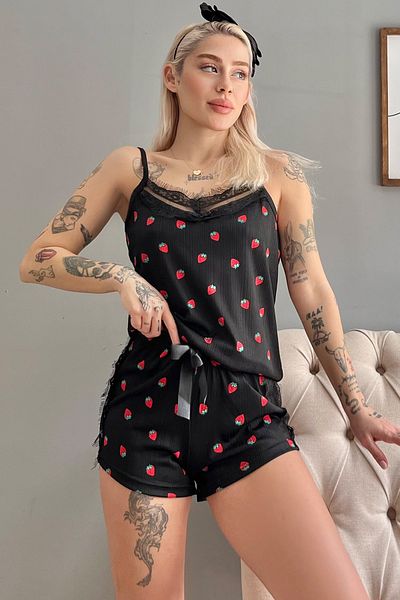 Pijamaevi Set de pijamale tricotate cu bretele din frânghie din dantelă Pegasus Strawberry, cu pantaloni scurți