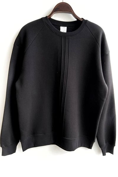 lovebox Three Thread Cotton Fabric Embossed Line Detailed Crew Neck Black Sweatshirt 1518