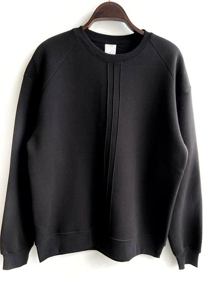 lovebox Three Thread Cotton Fabric Embossed Line Detailed Crew Neck Black Sweatshirt 1518