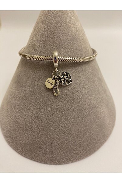 Plenty Jewellery Sonsuz Aile Sevgisi Üçlü Sallantılı Charm