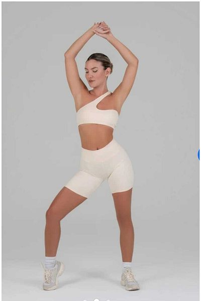 Livik Pantaloni scurți sport de lungime medie pentru femei, cu talie înaltă, jambiere de strângere