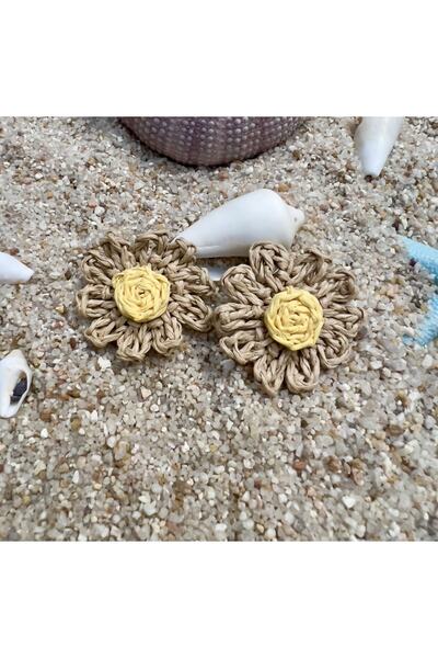 Kutcha Accessories Raffia Hand Knitted Flower Daisy Earrings